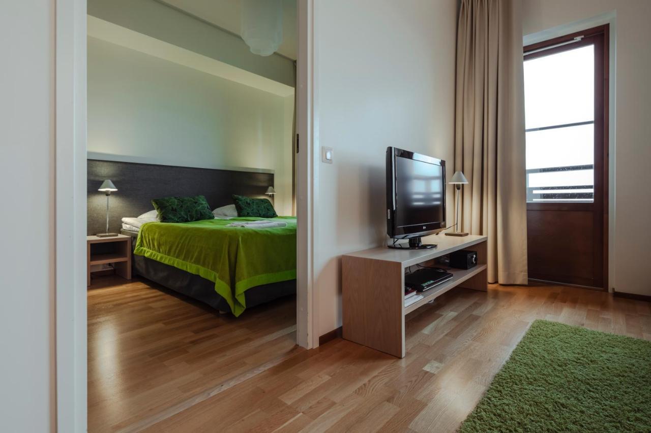 Lapland Hotels Saaga อุลลาสยาร์วิ ภายนอก รูปภาพ