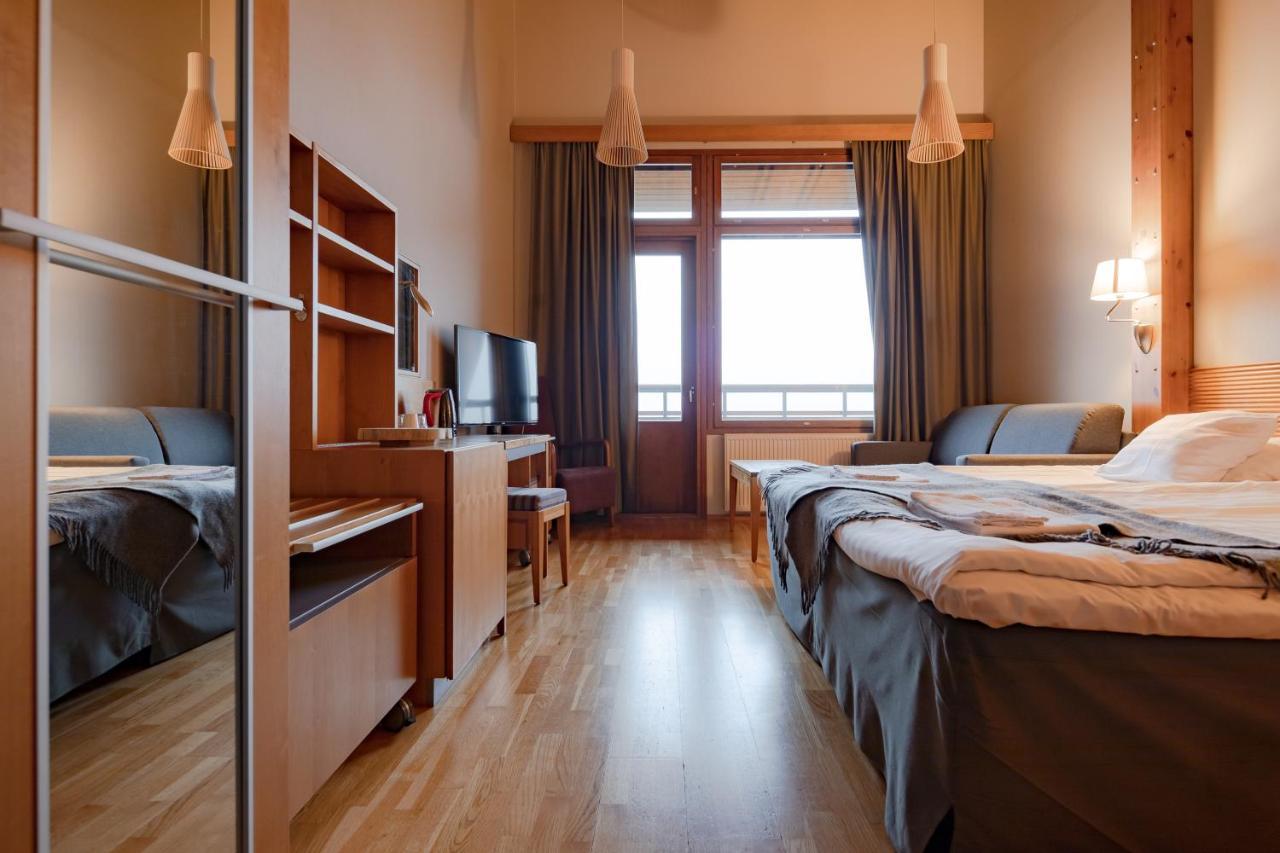 Lapland Hotels Saaga อุลลาสยาร์วิ ภายนอก รูปภาพ